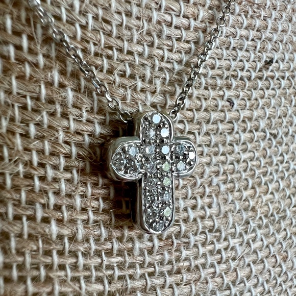 18K Gold Diamond Puffy Cross Necklace | Brilliant Pavé Pendant on 16" Chain VTG - Picture 13 of 16